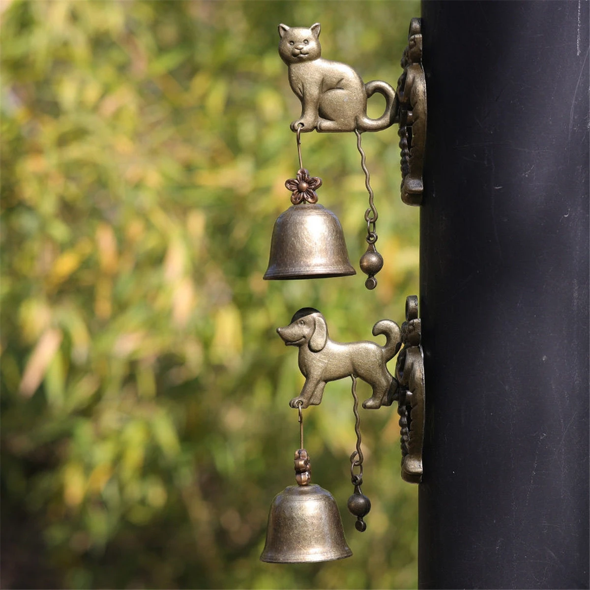 Metal Wind Chime Retro Animal Doorbell Magnet Wall Hanging Ringing Bell Decoration Cat Dog Horse Elephant Owl Shaped Wind Rattle