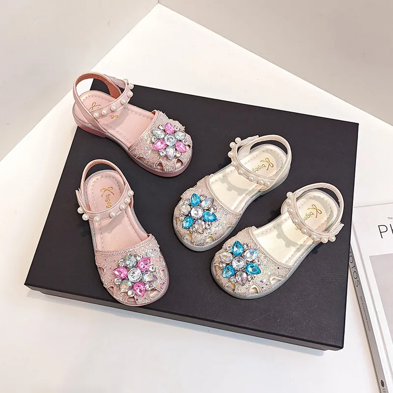 

Girls Sequin Crystal Princess Sandals Summer New Children Closed Toe Hollow Out Shoes Soft Bottom Fashion Kids Performance Shoes