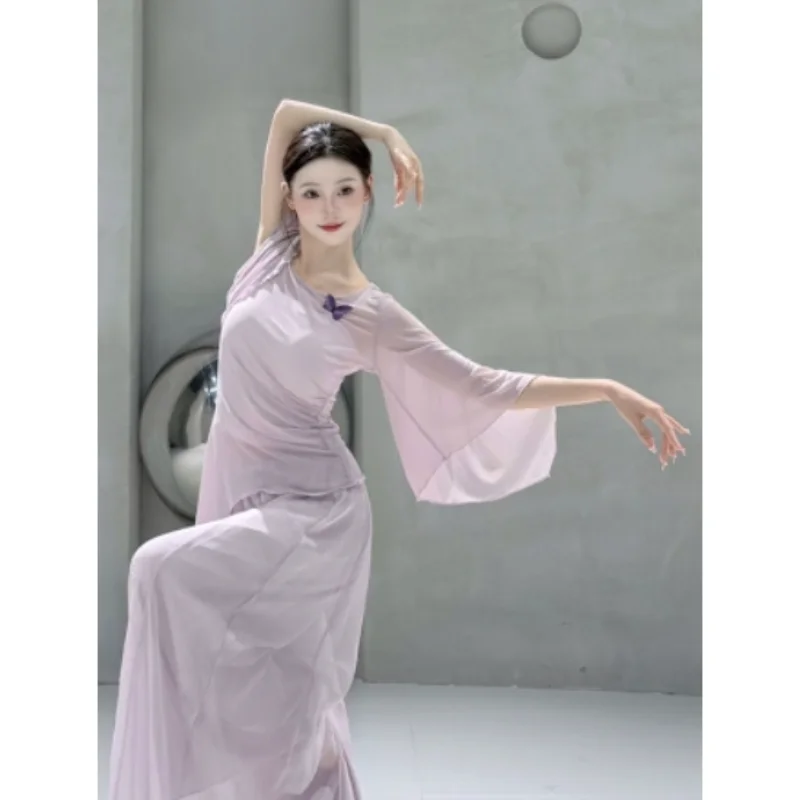 

Топ для тренировок Ele Silk в современном и классическом стиле с узором в виде бабочек и рукавами-крылышками для женских фитнес-тренировок