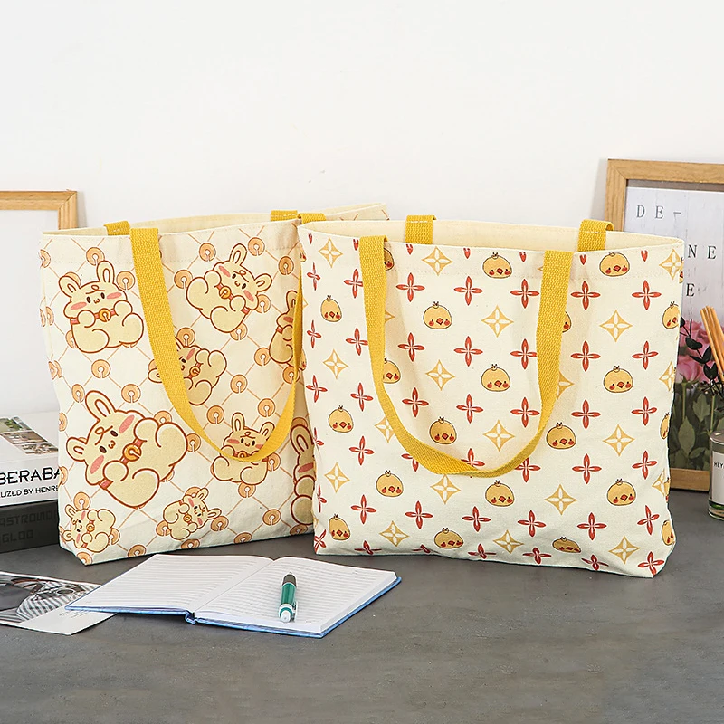 

Холщовая сумка через плечо с милым мультяшным рисунком; Большая сумка для модных студентов и поездок на работу