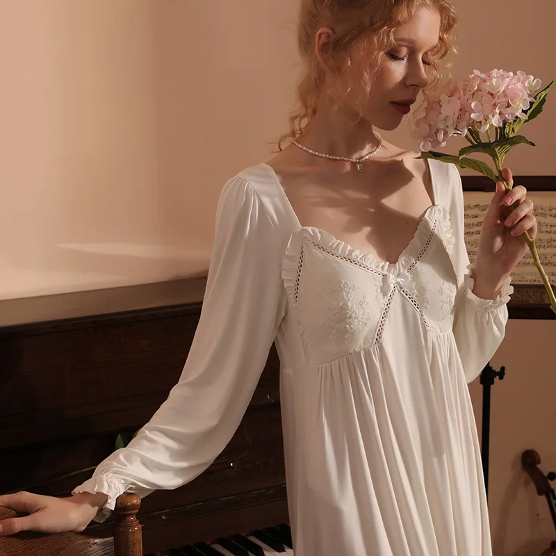 

Vintage Autumn Modal Night Dress Princess Sleepwear Nightwear Women Sweet White V Neck Full Sleeve Nightgown Long Nightdress