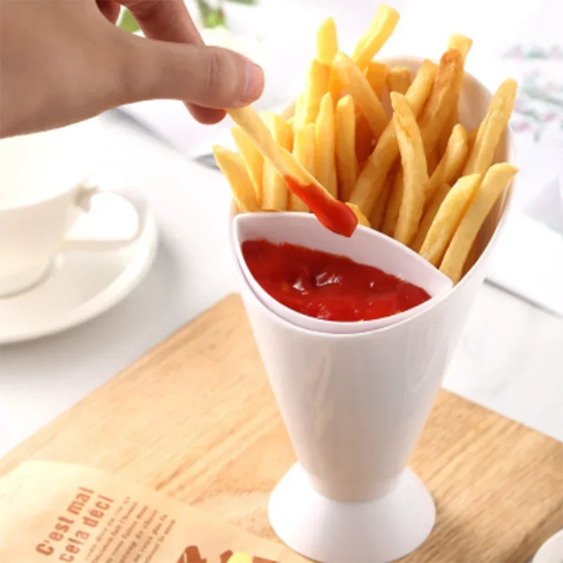 2 in 1 Pommes Frites Tassen Plastik becher Saucen Snacks Dessert teller Ketchup Slant Cup zwei Tasse Auslauf Küchen zubehör