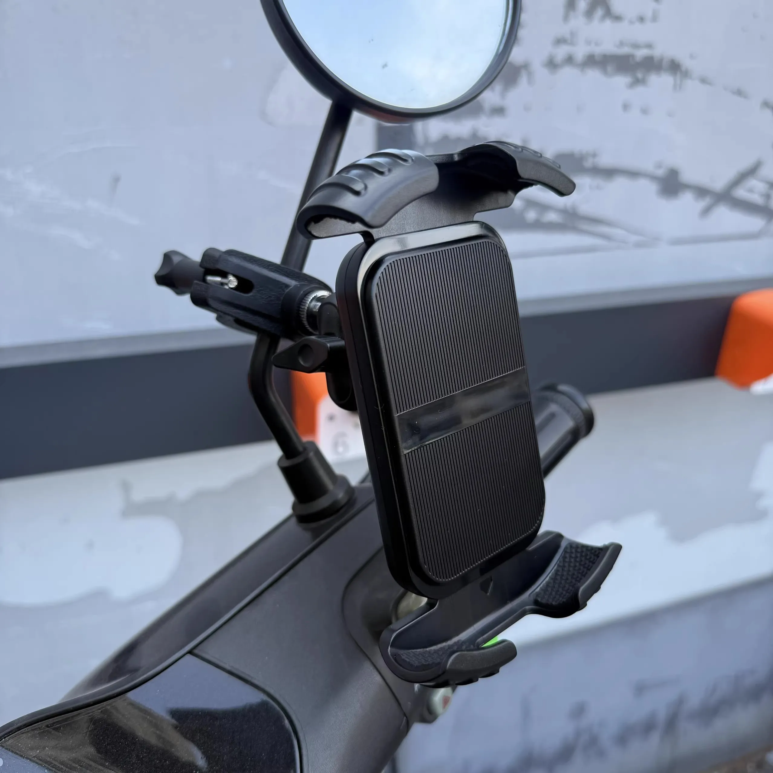 

Держатель для телефона на зеркало заднего вида для электровелосипеда, крепление для навигации на мотоцикл, специальный зажим для телефона на стойку зеркала заднего вида