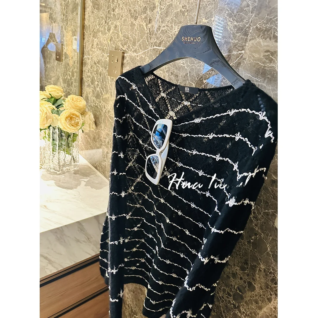 

Retro Sle Bla White Interwoven Soft Comfortable Vintage Sweater Wool Blend Long Sve Slim Fit Women's Knitwear