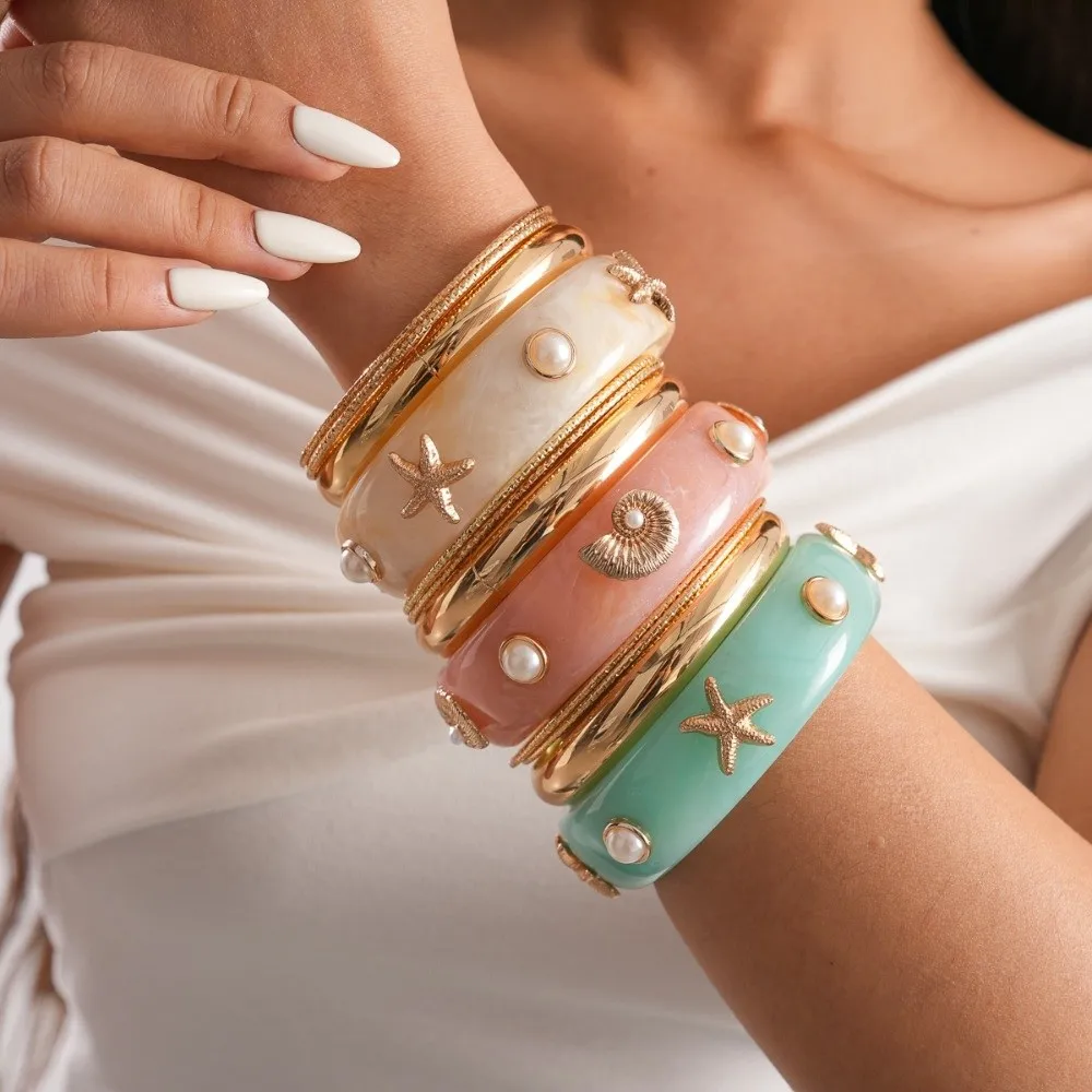 4Pcs Conch Shell Pearl Resin Starfish Bracelets Set Handicraft Bangle on Hand Starfish Bangle Kit 4PCS Ethnic