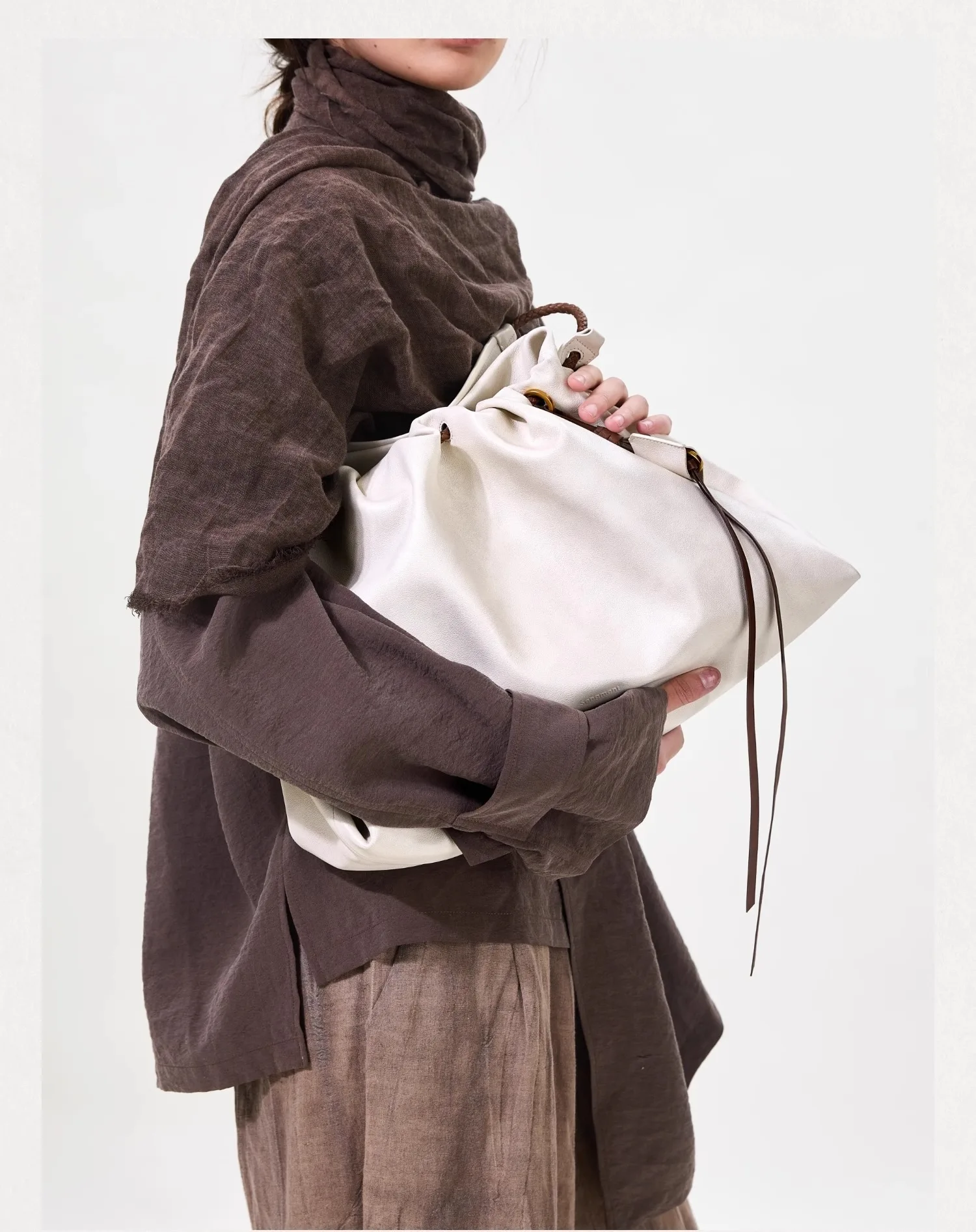 Soft Strap Crossbody Tote Bag Large Capacity Commuter Backpack Comfortable