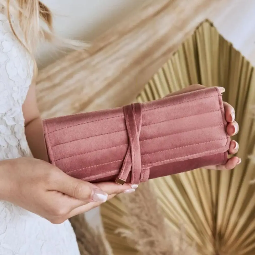 

Практичная бархатная дорожная сумка для ювелирных изделий, складная с пряжкой, кольца, ожерелья, серьги, органайзер, портативная сумка для ювелирных изделий