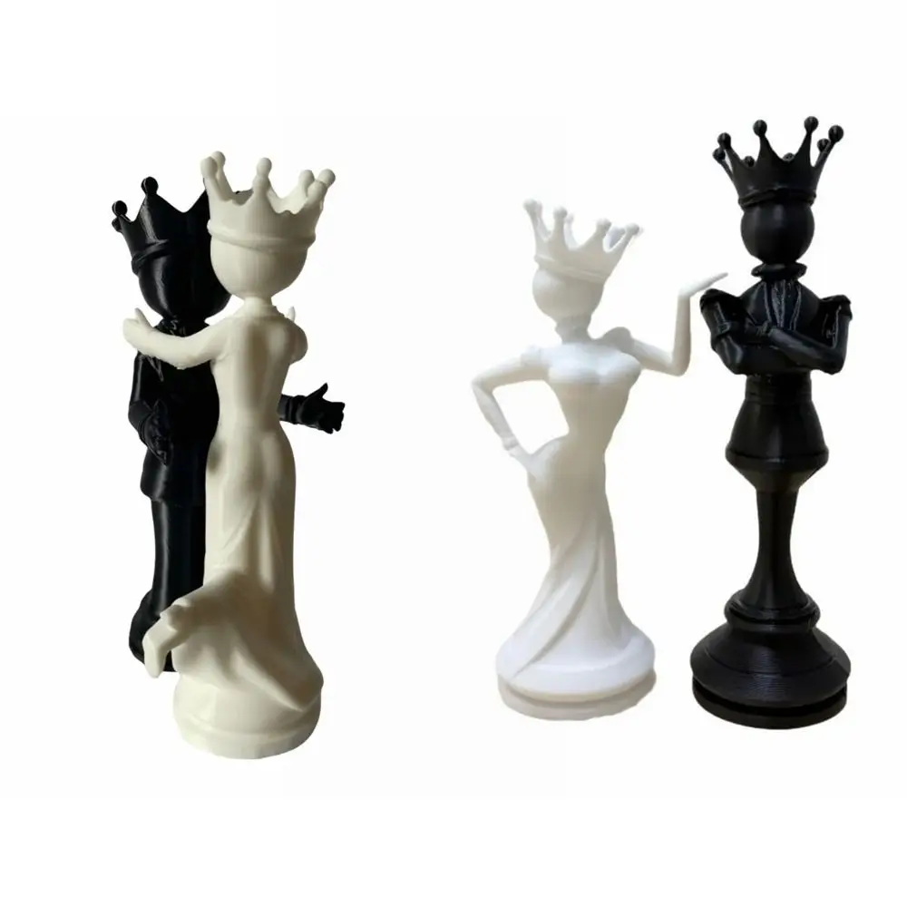 2pcs Funny 3D Printed Chess Couple Statues Creative Sculpture Queen King Statue Decoration Persons Figurine Office