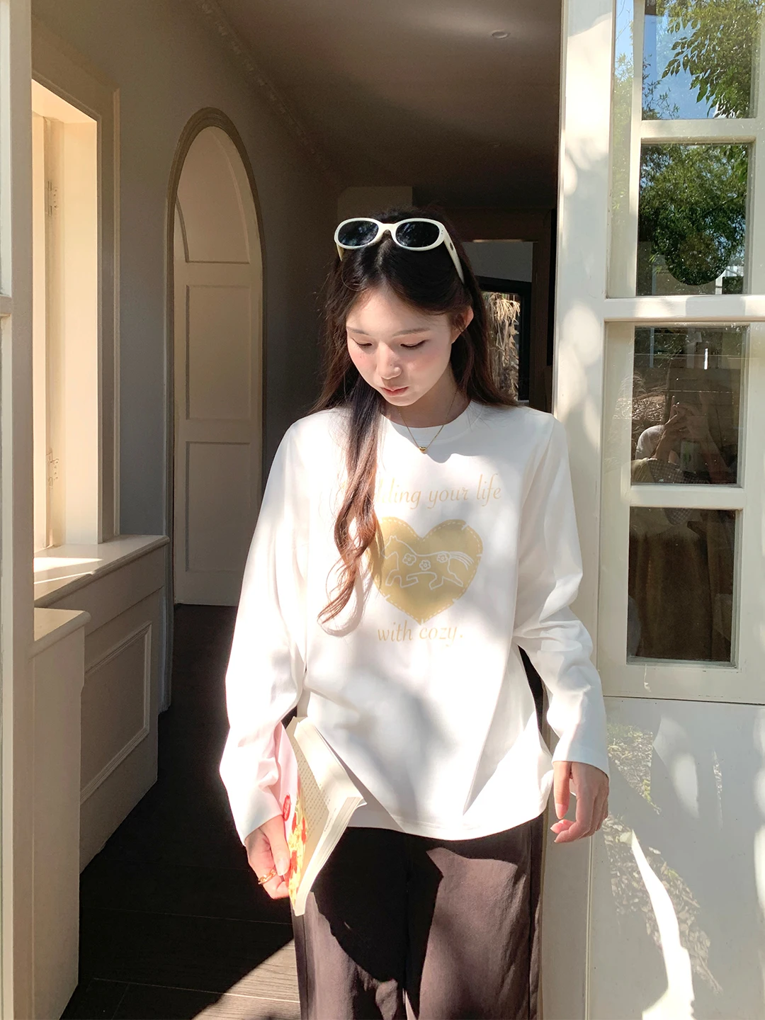 

Уютная повседневная свободная футболка Long Sve round Ne, женская осенне-зимняя новая удобная дышащая футболка из хлопка и полиэстера...