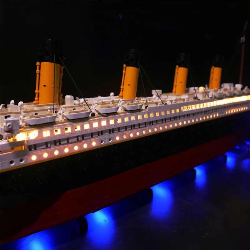 Titanic Lighting Set Tailored For 10294 Medieval Steam Boat Willie Giant Ship Not Include Building Block (Only Led Light Kit)