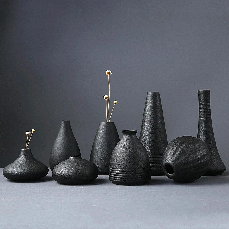2024 New Black Ceramic Small Vase Home Decoration Crafts Tabletop Ornament Simplicity Japanese-style Decoration