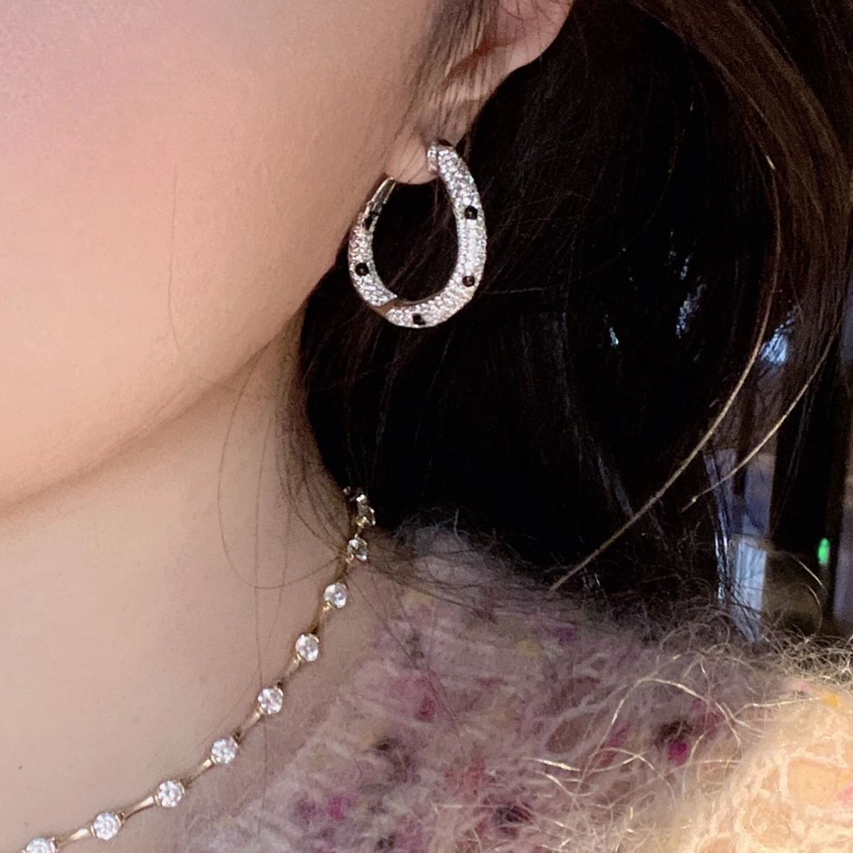 

KQDANCE 925 Silver Personalized Minimalist Style Leopard Print Earrings Black Spotted Zebra Full Diamond Luxury Hoops Earrings