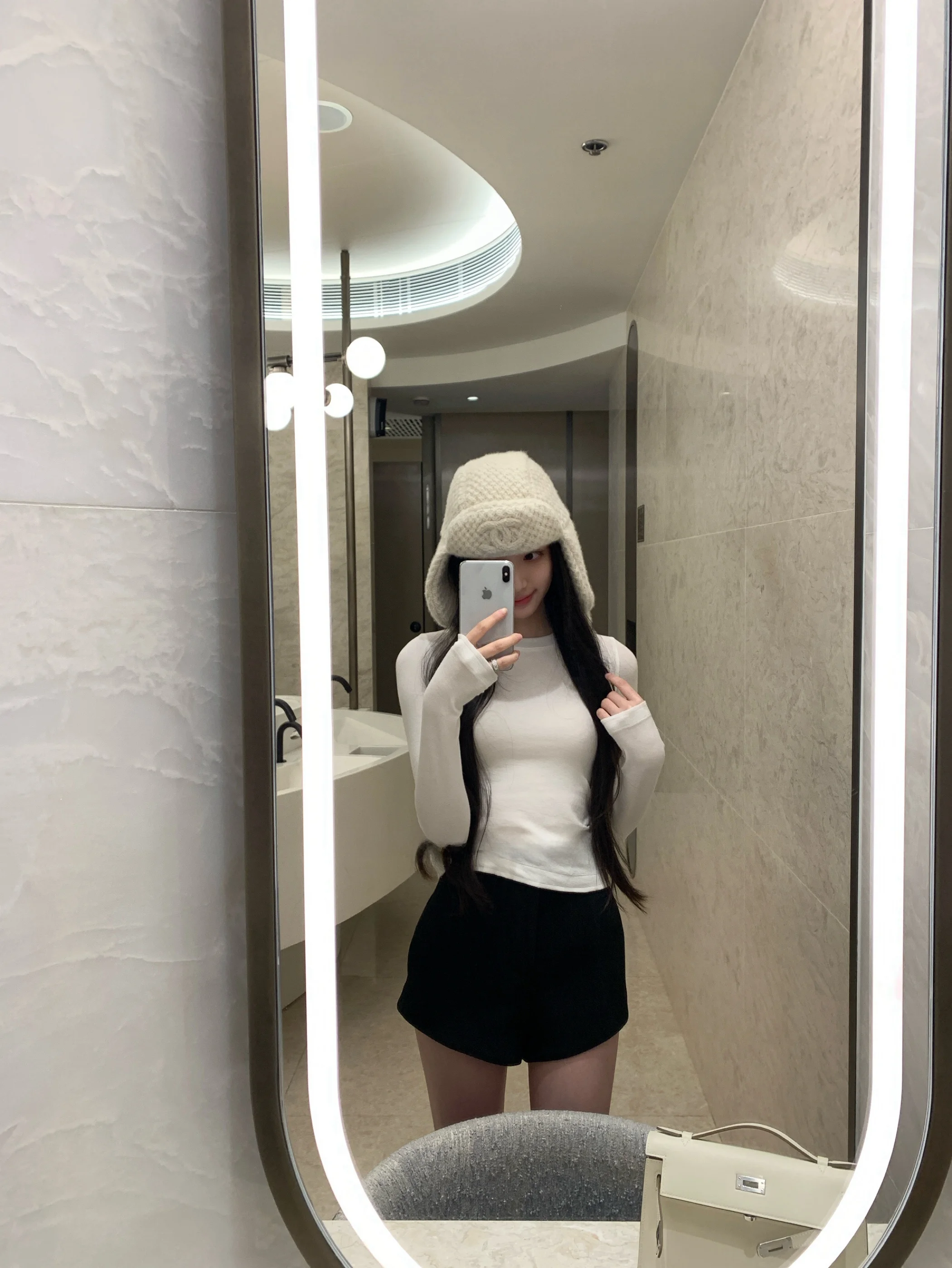 

Высокоэластичная футболка с длинным светом и базовым слоем UDRY Milk Skin T Универсальная корейская футболка для поездок на работу Чистый цвет Подставка для женщин...