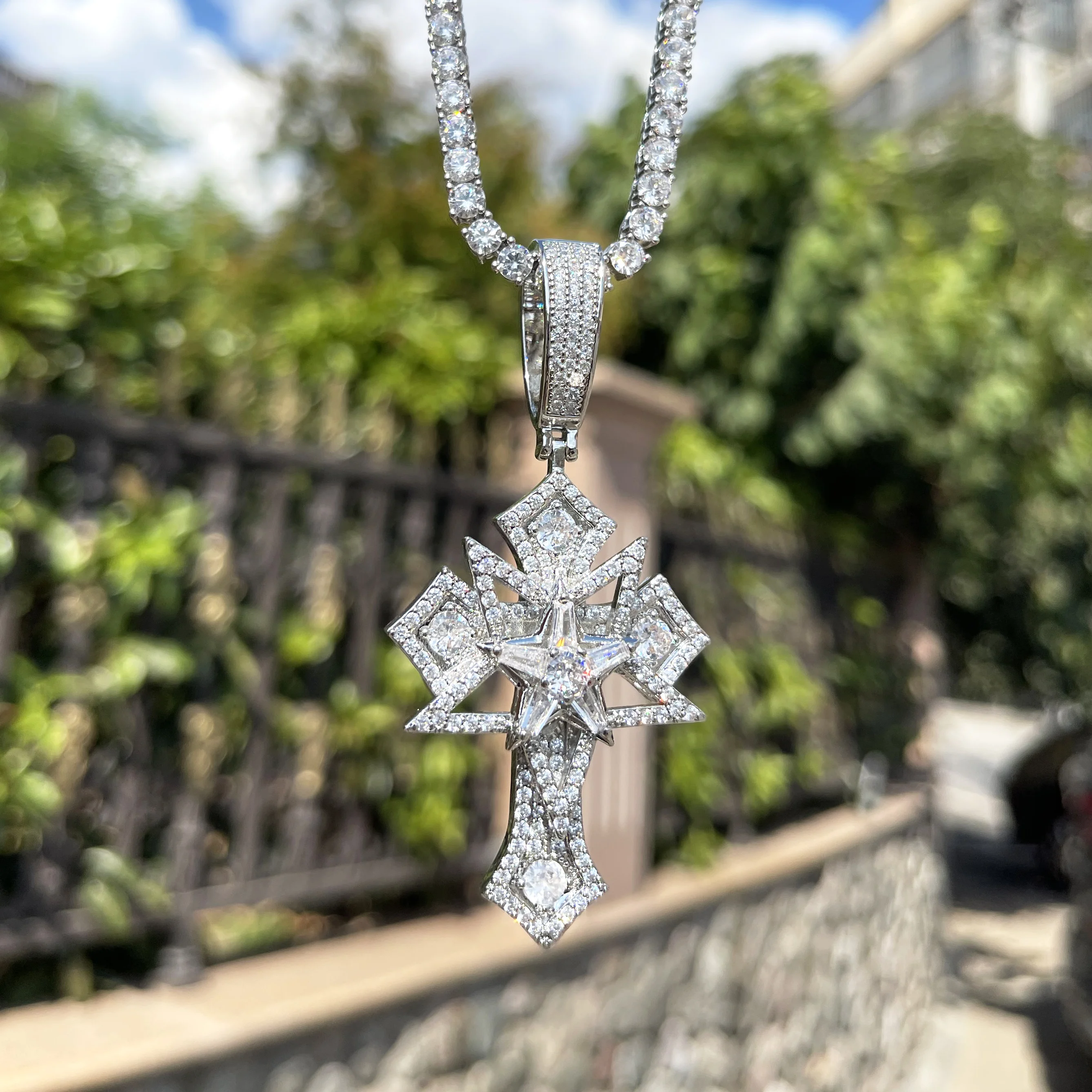 Bubble Letter Iced Out Star Cross Necklace Pendant for Men Prong Setting Cubic Zirconia Hip Hop Jewelry