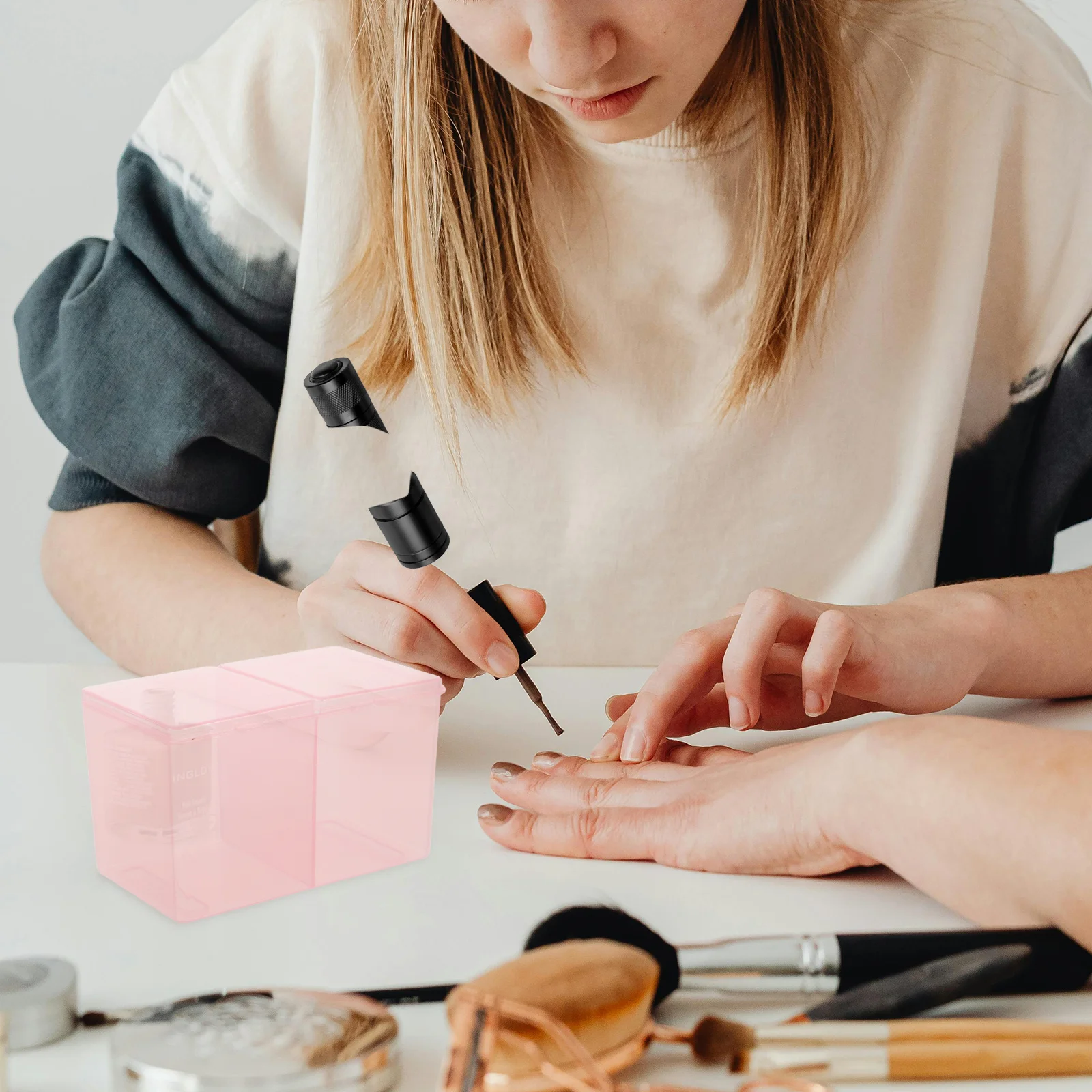 منظم مستلزمات الأظافر مكون من مقصورتين، صندوق أدوات محمول، ملحقات فن الأظافر، حاوية تخزين، وسادات قطنية شفافة #4