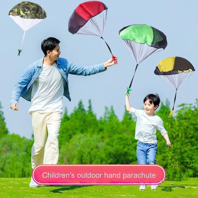 

1pcs Children hand throw with soldiers parachute toy Air parachute outdoor sports toys Kids birthday party gift Gift bag filler