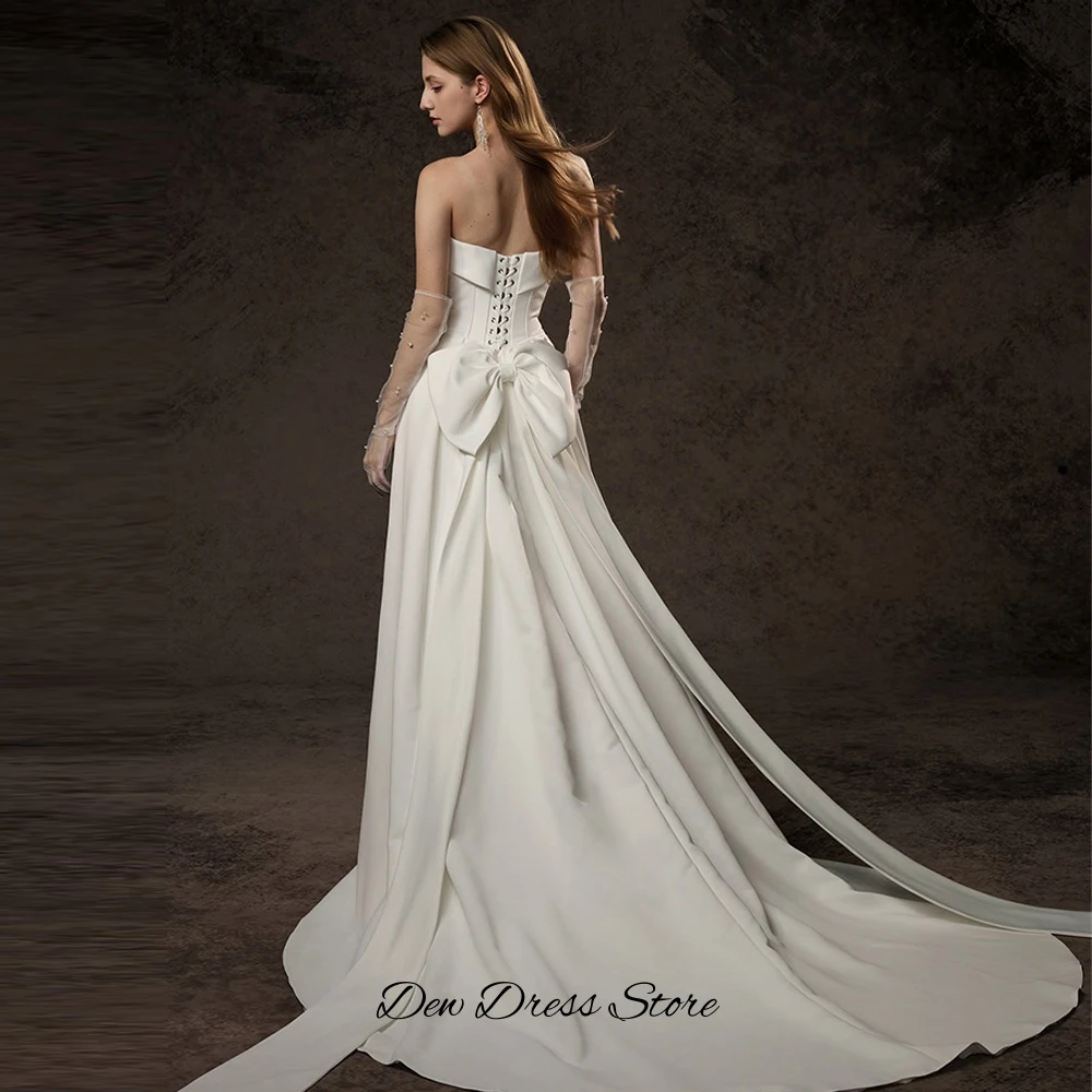 Fashion Strapless Sleeveless Bridal Gown Customized Charming Satin Robe de mariée with Pearls Simple Lace Up Back Wedding Dress
