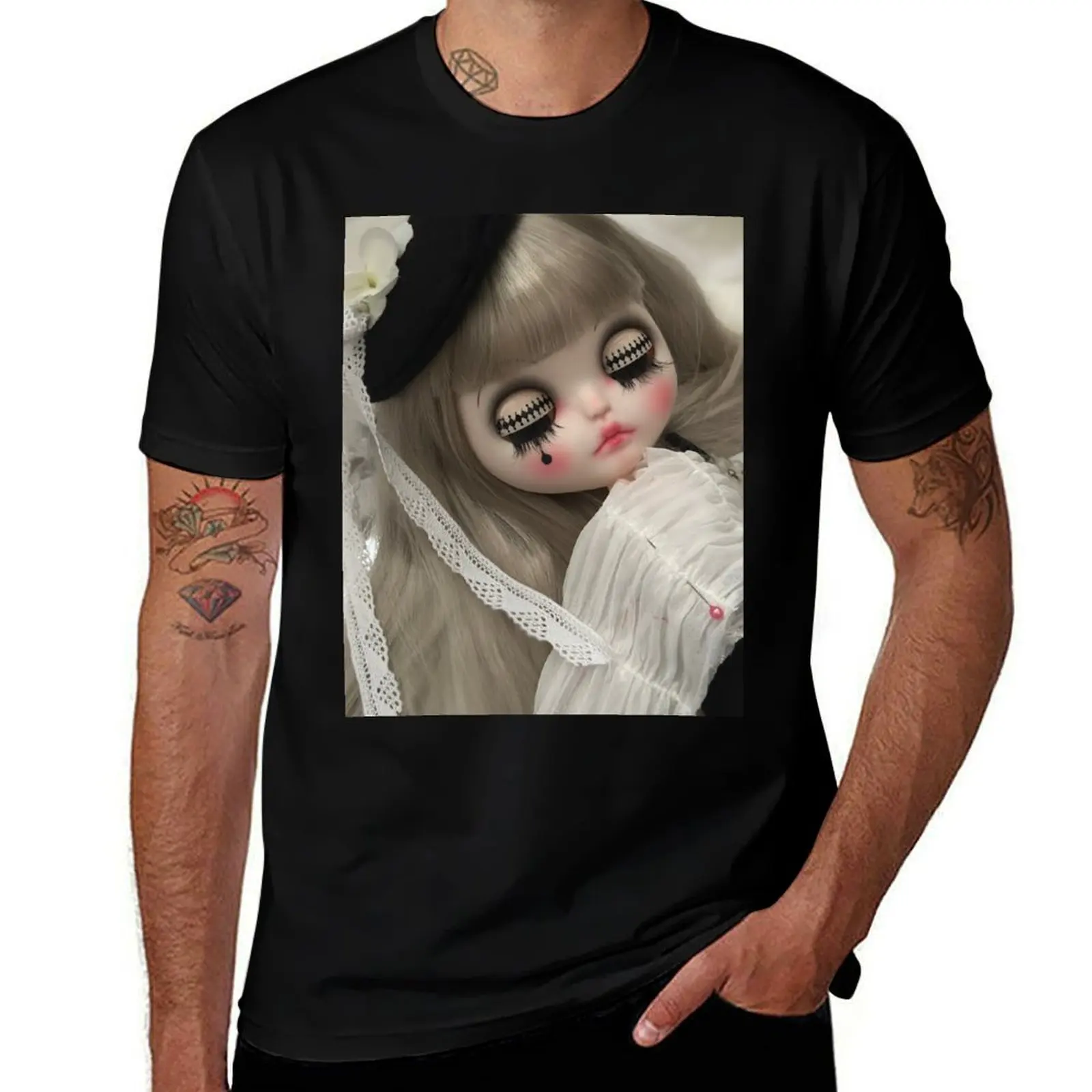 Paris Pierrot Clown Blythe Doll T-Shirt Minimal Art Print T-Shirt
