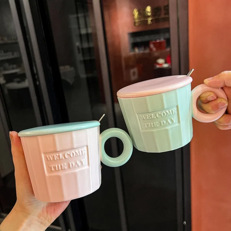 

2025 European Minimalist Travel Coffee Mug Internet-Famous High-Aesthetic Mugs Ceramic High-End Home Big Tazas De Cafe Bonitas