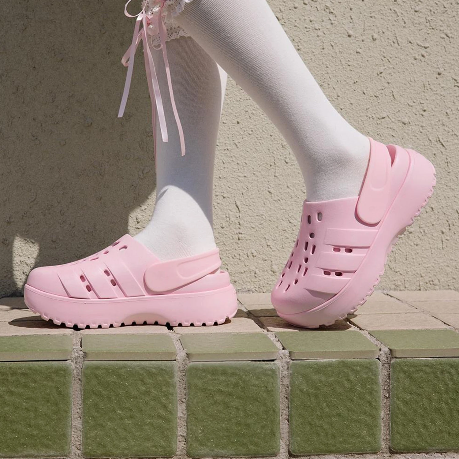 

Adidas Original ADILETTE Женские прочные сандалии без шнуровки на массивном каблуке JR2626