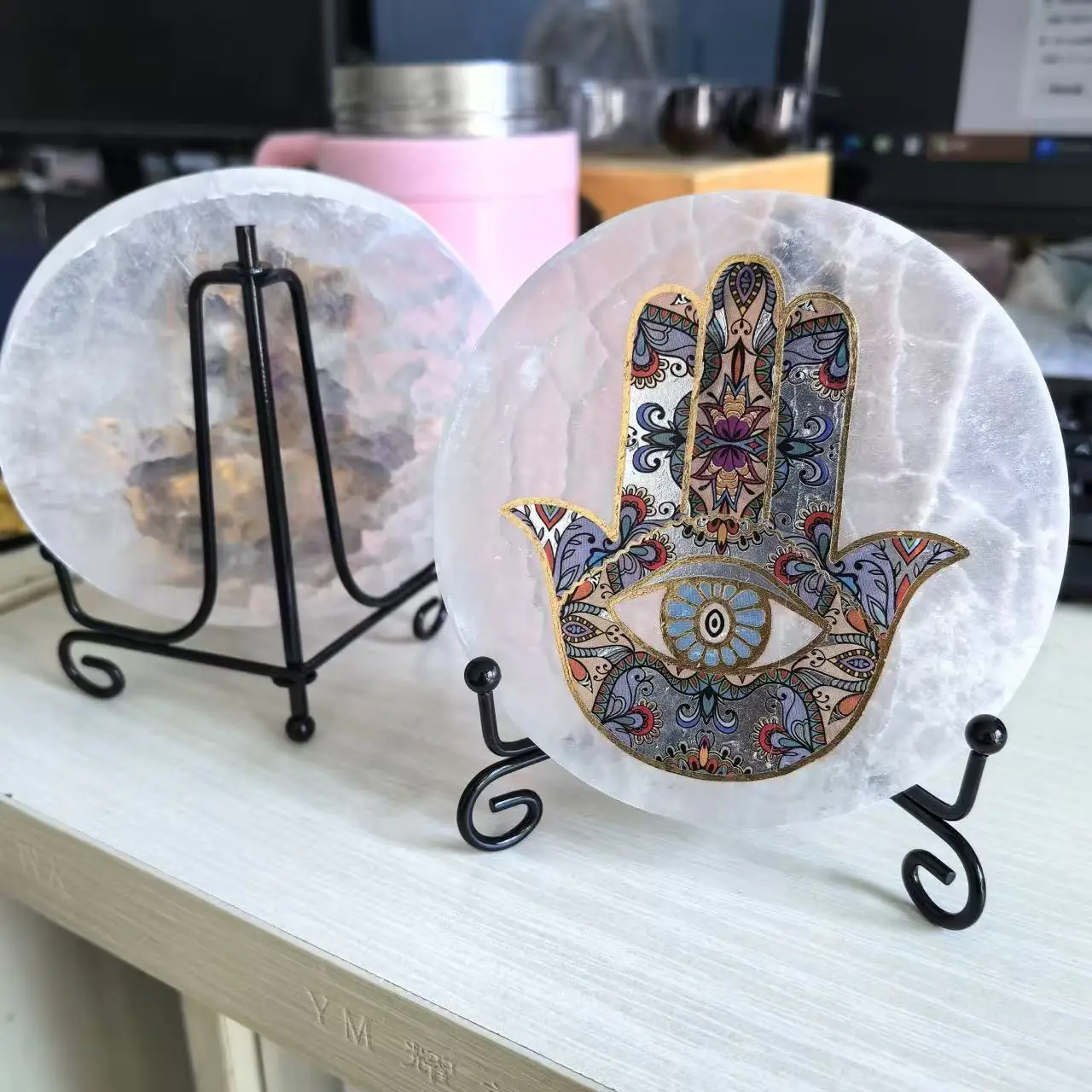 Hamsa Hand Evil Eye Selenite Charging Plate Natural Gypsum Crystal Gemstone Coaster Protection Healing Stone Altar Decor Stand