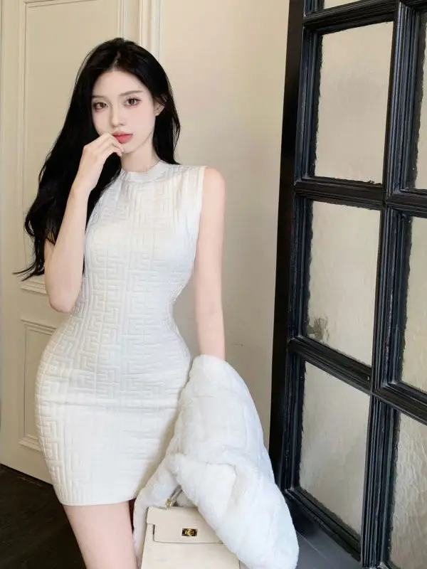 

Spicy Girl Sexy White Knitted Dress Summer Women's Korean Edition Slimming Waistless Sleeveless Bottom Wrapped Hip Short ZCNU