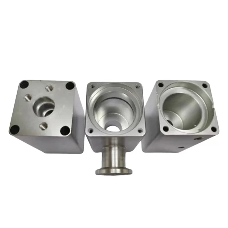 

Детали металлического оборудования с ЧПУ. Высокоточная обработка металла. Сборка с квадратной полостью, связанная валом из нержавеющей стали.