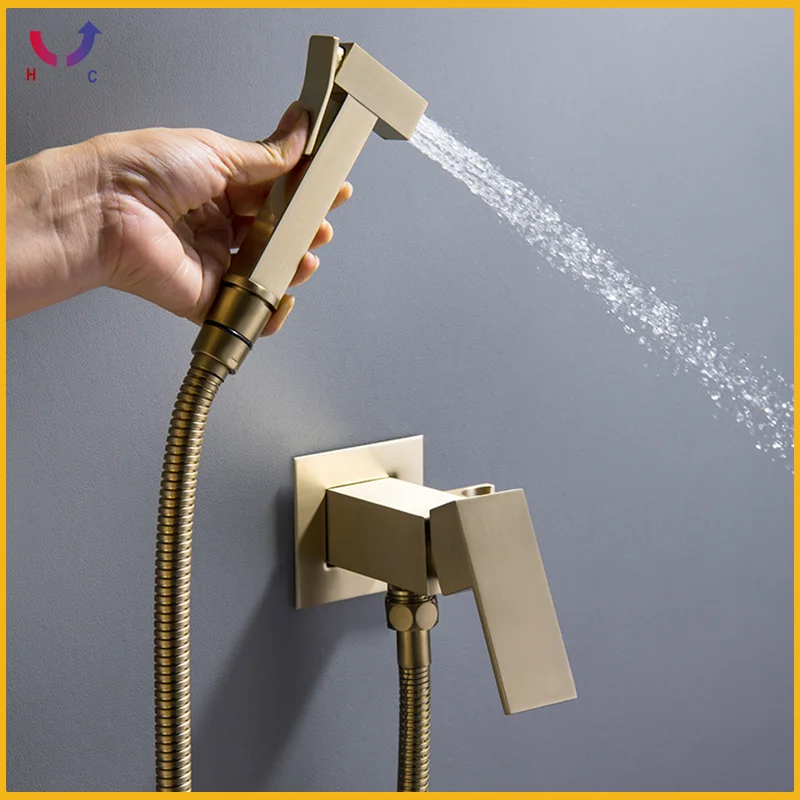 Brass Portable Hot and Cold Toilet Bidet Faucet Set Brushed Gold Handheld Toilet Bidet Sprayer Hygienic Shower Cleaning Home