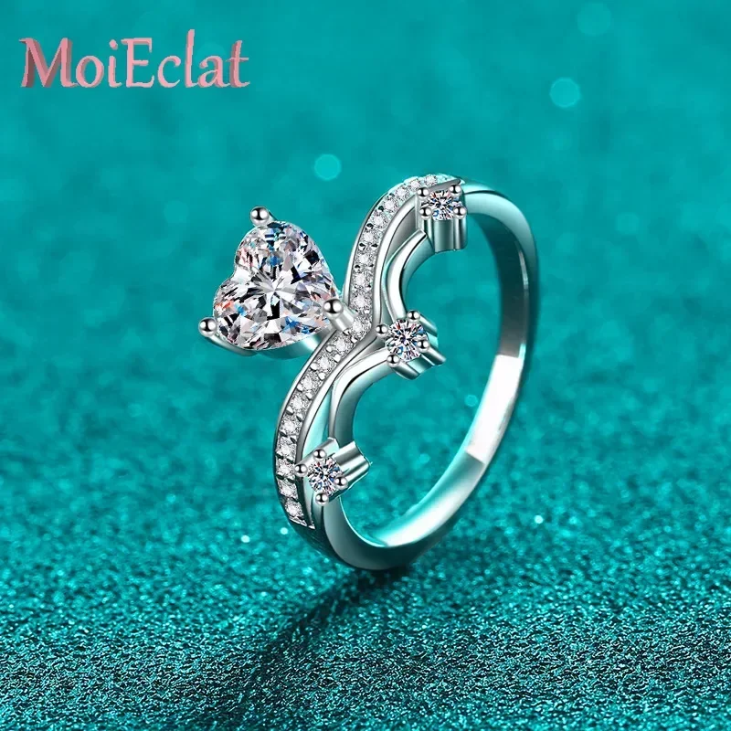 Sparkling 1ct Heart Cut Moissanite Ring for Her, Love V Model Platinum PT950 Elegant Jewelry for Women Valentines Wedding Rings