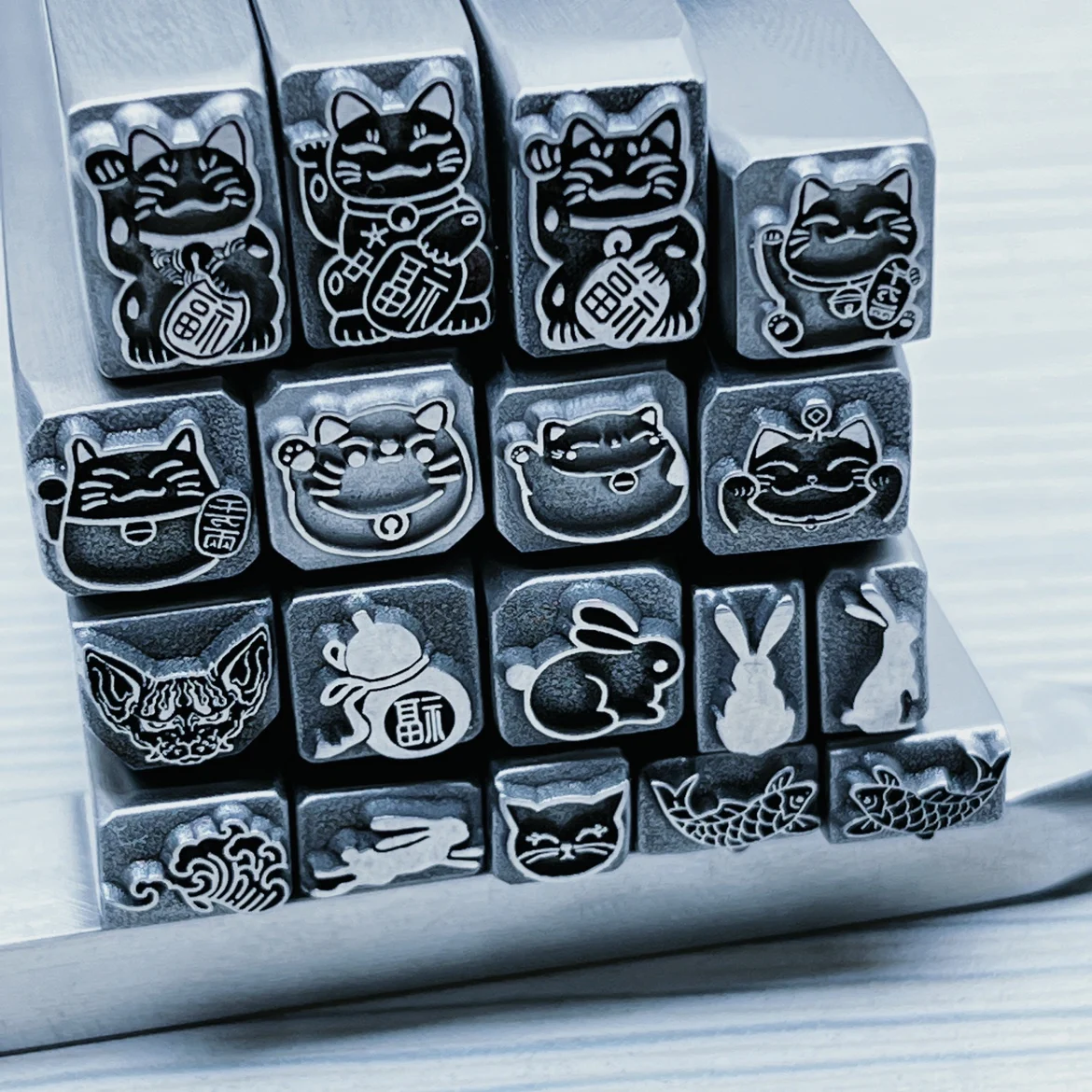 เครื่องเจาะโลหะสำหรับแกะสลักงา - Naruto Headband Metal บทวิจารณ์และราคา