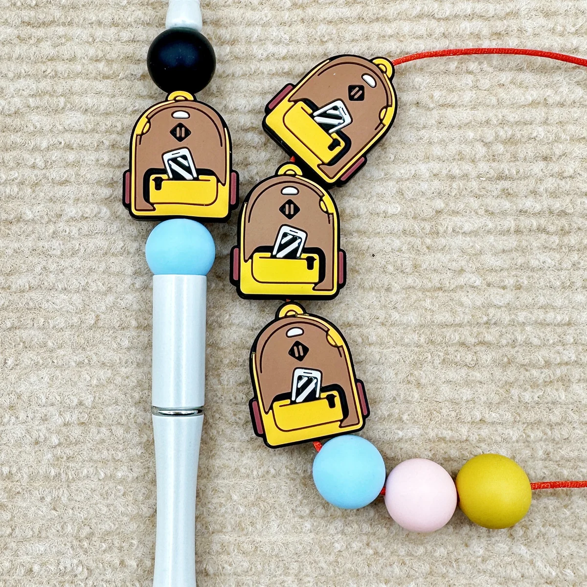 Cuentas de silicona para bebés, accesorios de joyería, regalos de Kawai, morral, juguetes para bebés, pluma de cuerda DIY, cadenas para pezones, 10