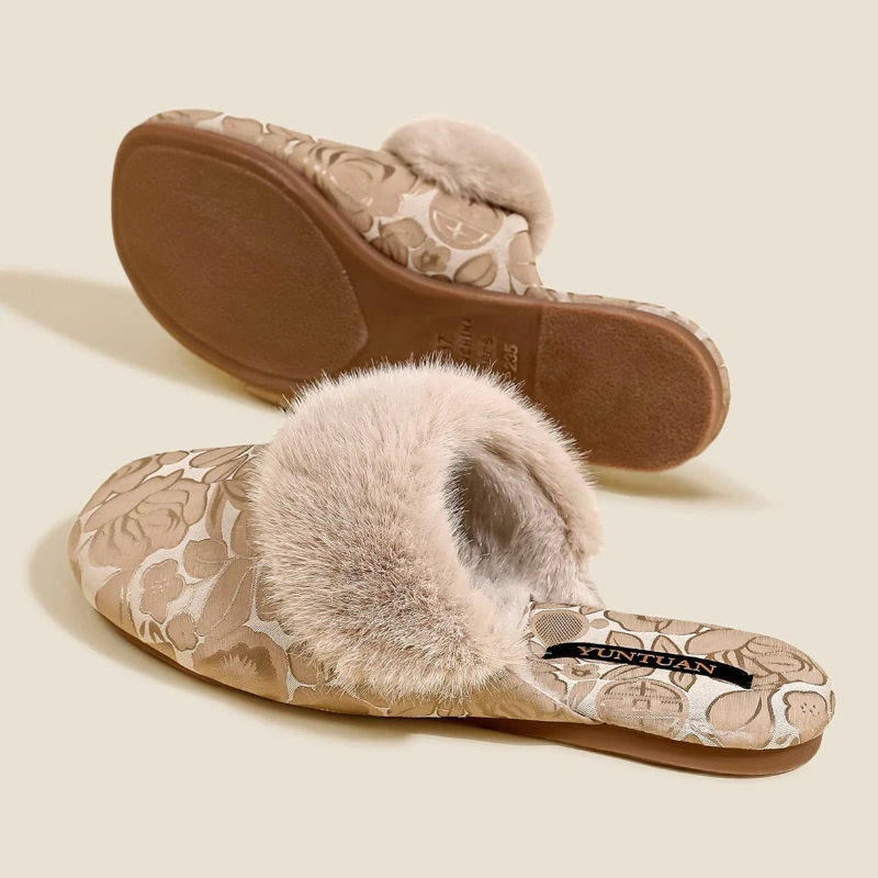 الساتان الفاخرة رقيق النعال امرأة داخلي دافئ عدم الانزلاق الراحة الشرائح الإناث ضوء طباعة أفخم شقة الشتاء المنزل أحذية قطنية