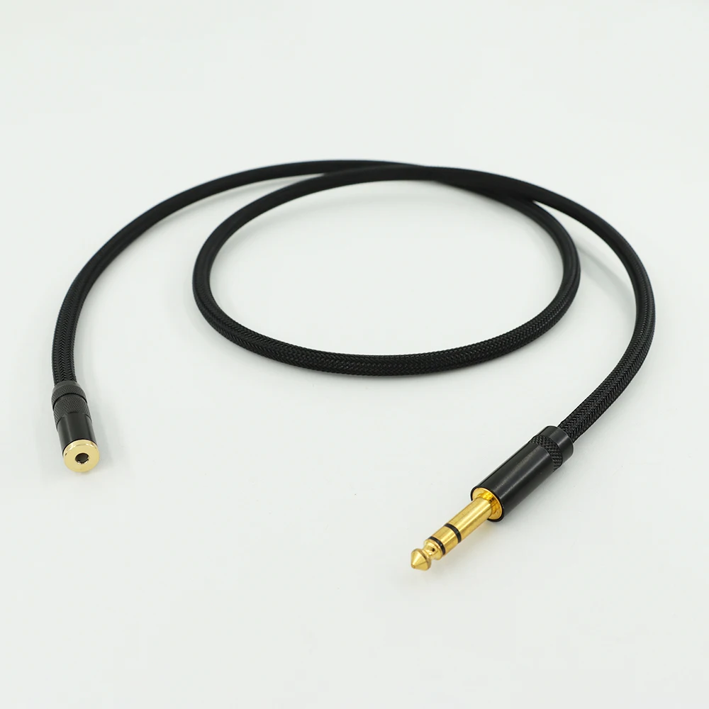 

Canare L-4E6S Star-Quad Shielded Extension: 3.5mm TRS Male to 6.35mm TRS Female Stereo Interconnect​