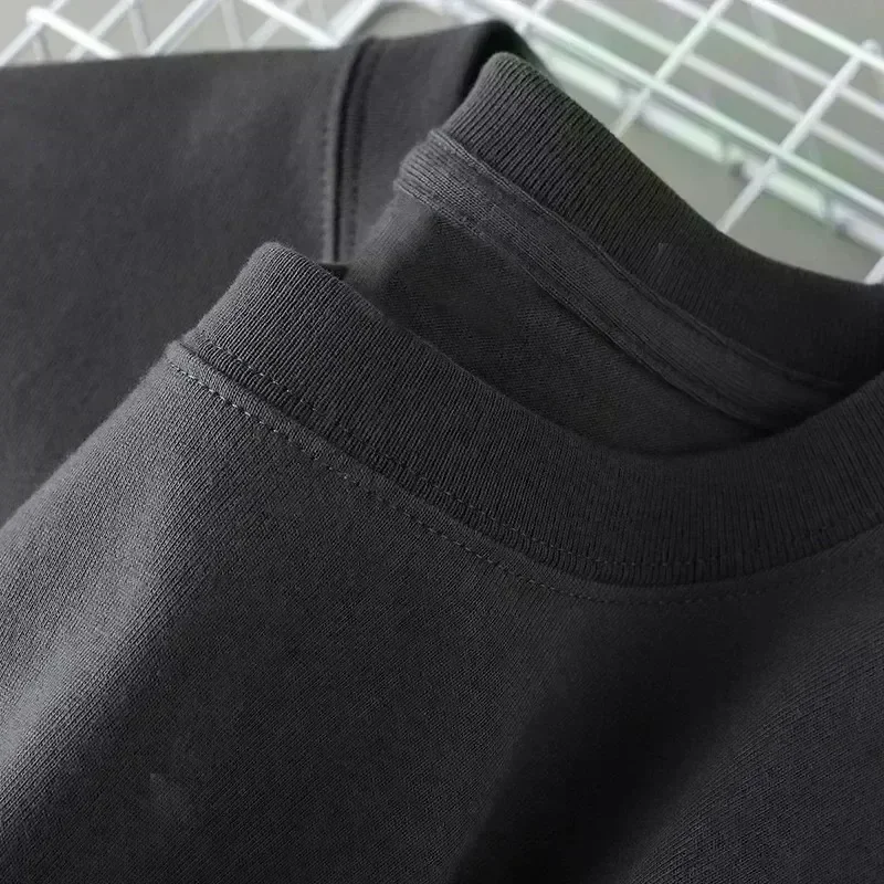 Y2k Harajuku T-Shirts, Clairo Portrait T-Shirt, Vintage-Grafik, weiche Streetwear-Drucke, lässige, lockere und bequeme T-Shirts, Unisex. – Detail 3