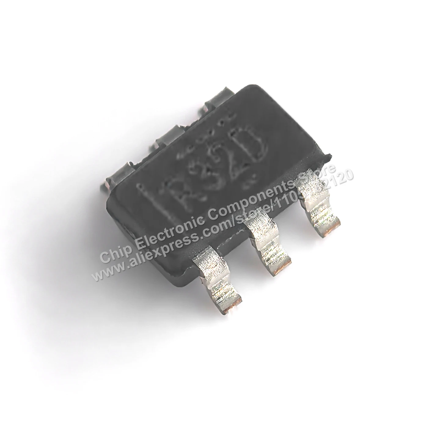 

Original IC REF3230AIDBVR (R32D marking) voltage reference chip, SOT-23-6 package