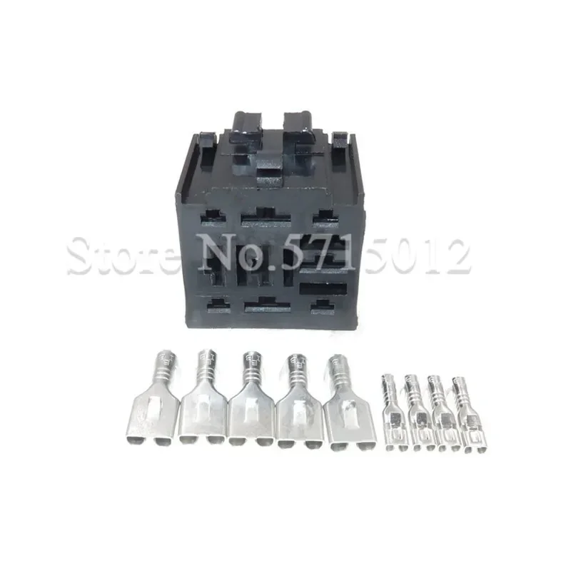 

9 Hole Automotive Relay Connector Car Fuse Socket Electrical Plug With Terminals