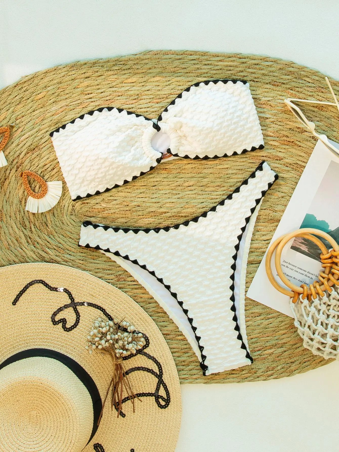 

Сексуальные белые, черные лоскутные комплекты бикини-бандо из двух предметов, купальники с кольцами, пляжная одежда, купальный костюм, купальники, бикини, пляжная одежда