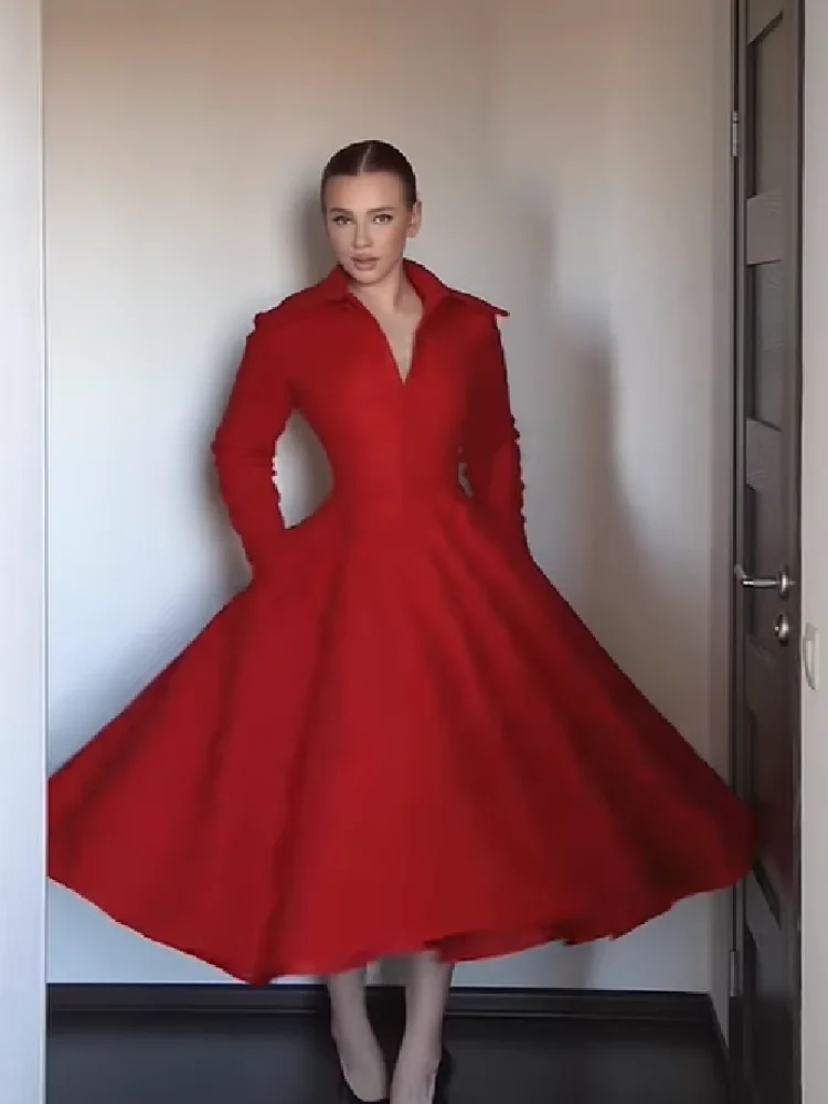 Women Formal Wear Office - Şık Kırmızı Yaka Detaylı Uzun Palto