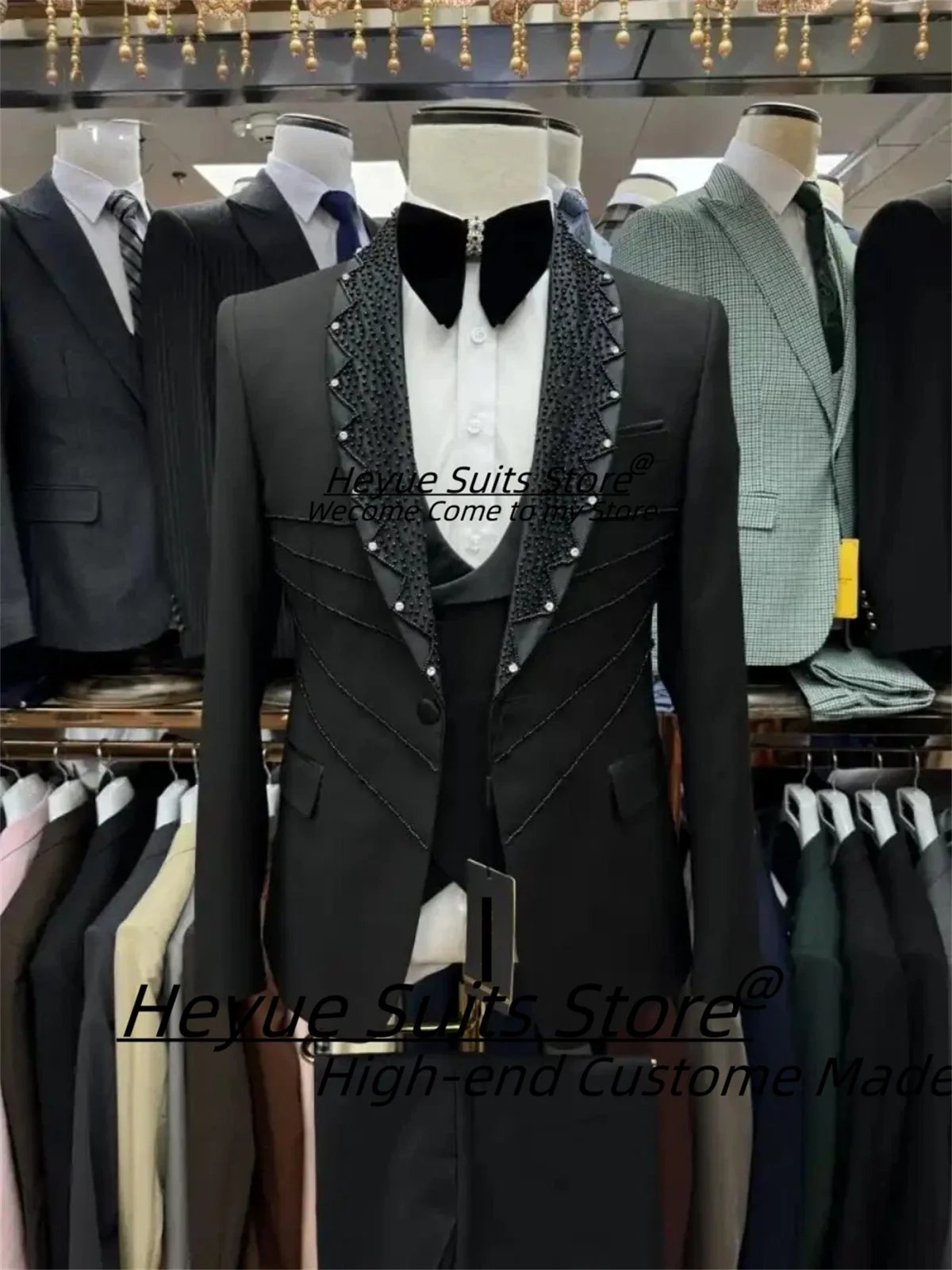 

Gorgeous Black Bead Men Suits Customized Slim Fit Shawl Lapel Groom Wedding Tuxedos 2Pieces Sets Male Prom Blazers Costume Homme