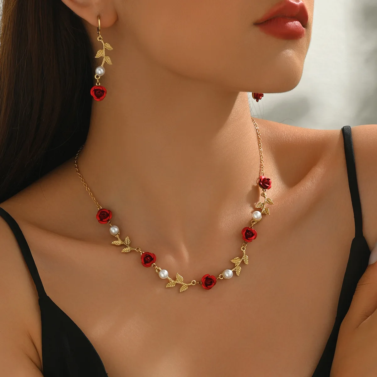 

French Romantic Vintage Rose Leaf & Faux Pearl Spliced Flower Clavicle Necklace & Earring Set, Elegant Jewelry