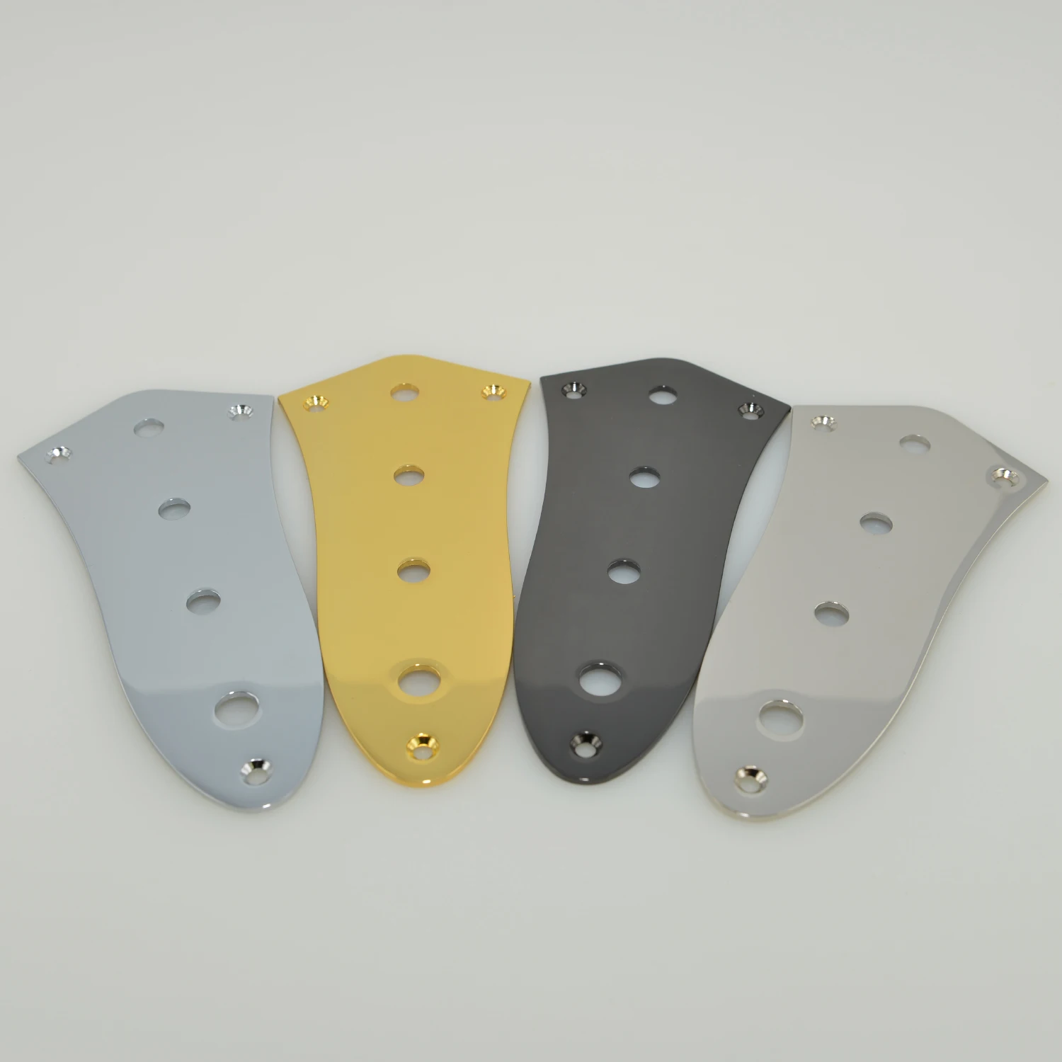 1pcs 4 Holes Vintage Control Plate Metal For Jazz JB Style Bass Instrument Accessories