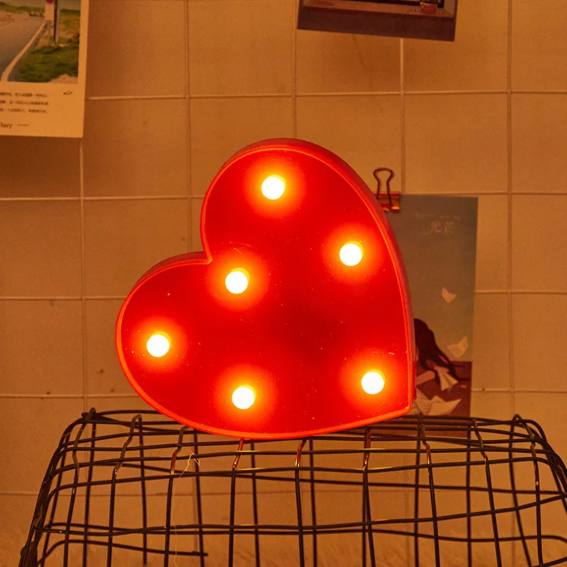 16 / 22CM 26 English Letters DIY Combination Luminous  LED Lamp Wedding Birthday Confession Proposal Decoration Letter Lamp