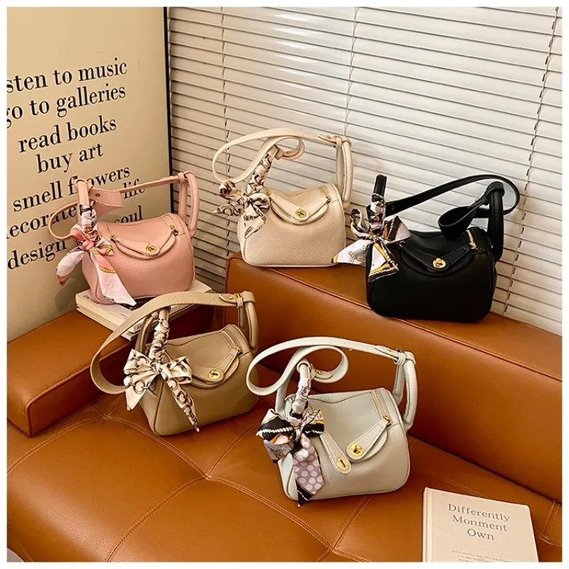 Versatile Large Capacity Diaper Bag For Women High Quality Handbag Leather Crossbody Shoulder Purse Tote Satchel Classic