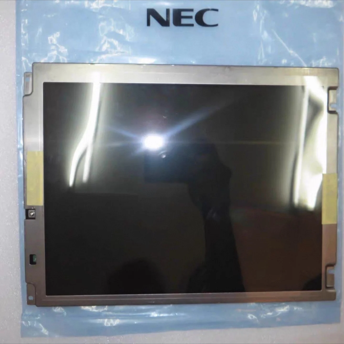Brand original NL8060BC26-35C NL8060BC126-35D NL8060BC226-35F 10.4-inch brightness display 800 * 600 TTL