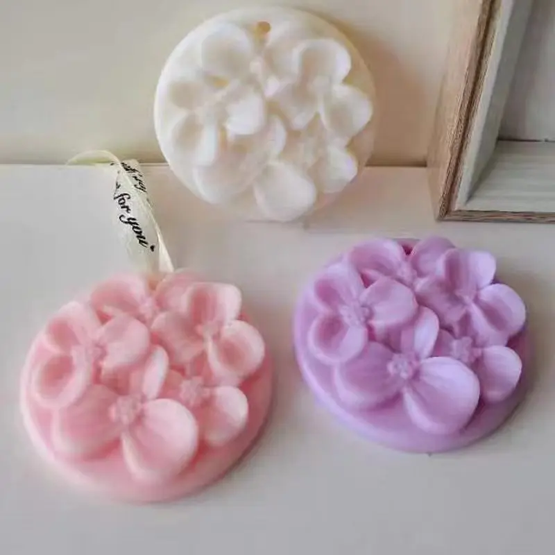 Three-leaf Petal Tag Mold DIY Car Pendant Wardrobe Aromatherapy Stone Making Mould Lily Silicone Mold Handmade Gift Craft Molds