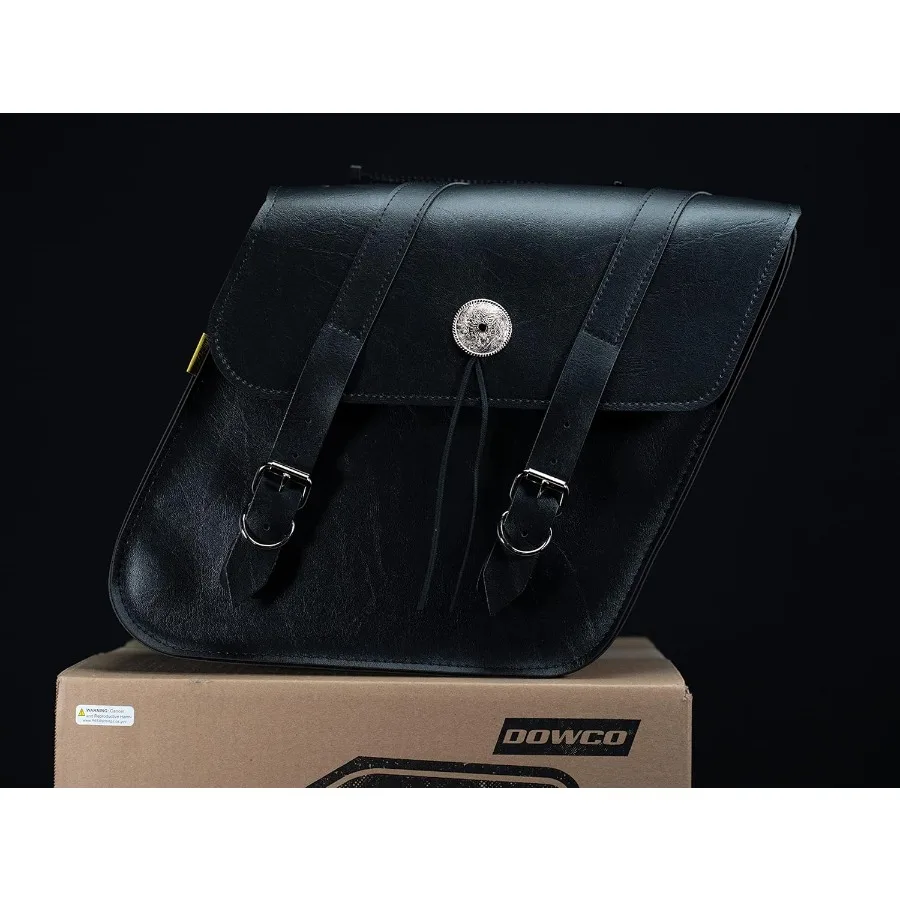 Zestaw sakw motocyklowych ze skóry syntetycznej z serii Deluxe w kolorze czarnym, uniwersalny, zaprojektowany do jazdy długodystansowej i miejskiej.