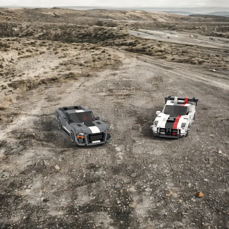 

800-Piece Must-Have Collection for Racing Fans, Dodgesd Viper ACR & Shelbyed GT500, Enjoy Racing Charm