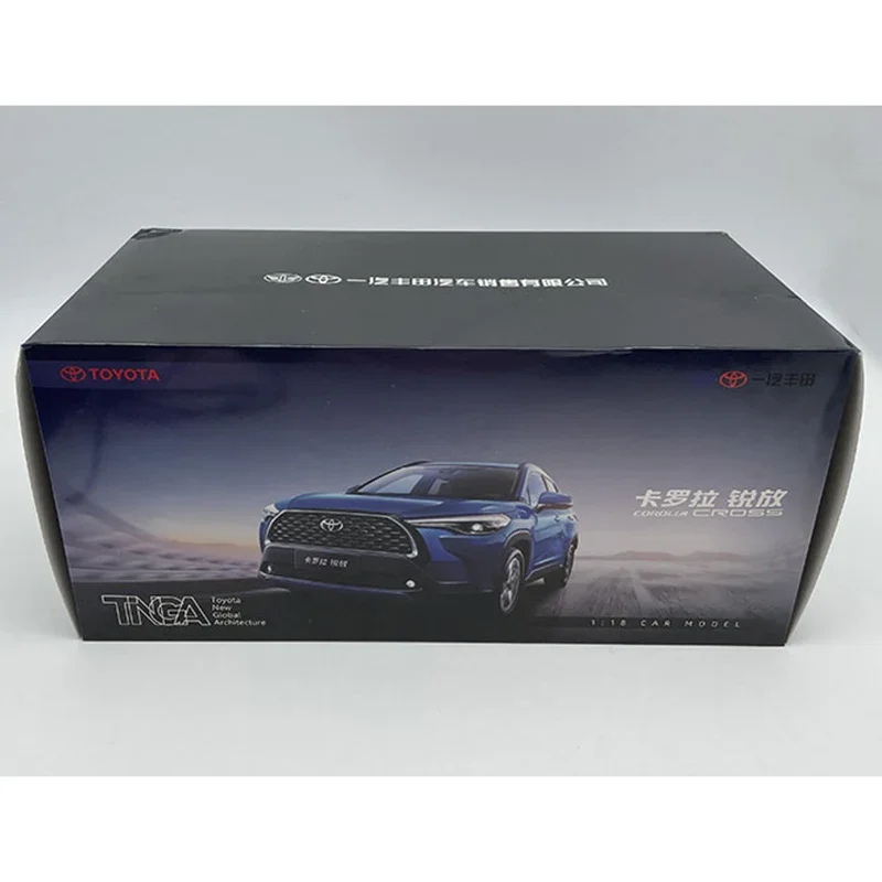 1/18 مقياس تويوتا كورولا كروس SUV يموت الصب سبيكة سيارة نموذج المركبات محاكاة جمع الحلي الهدايا التذكارية ألعاب للأولاد هدية