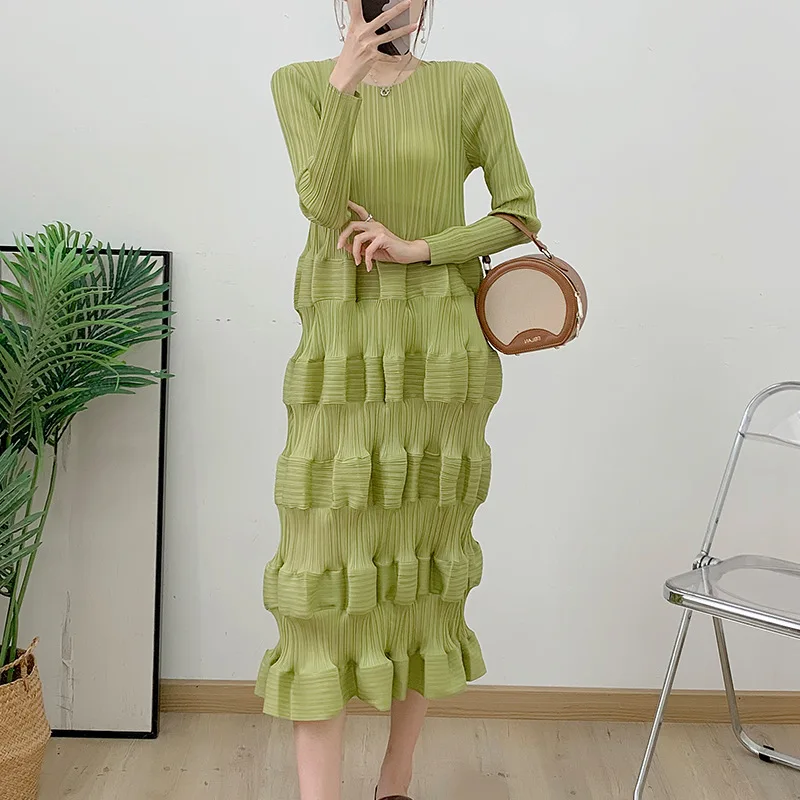 

Miyake Pleated Dress Women's Season New Sweet and Elegant Cake Mid Length Dress Long Sleeved Women's Wear