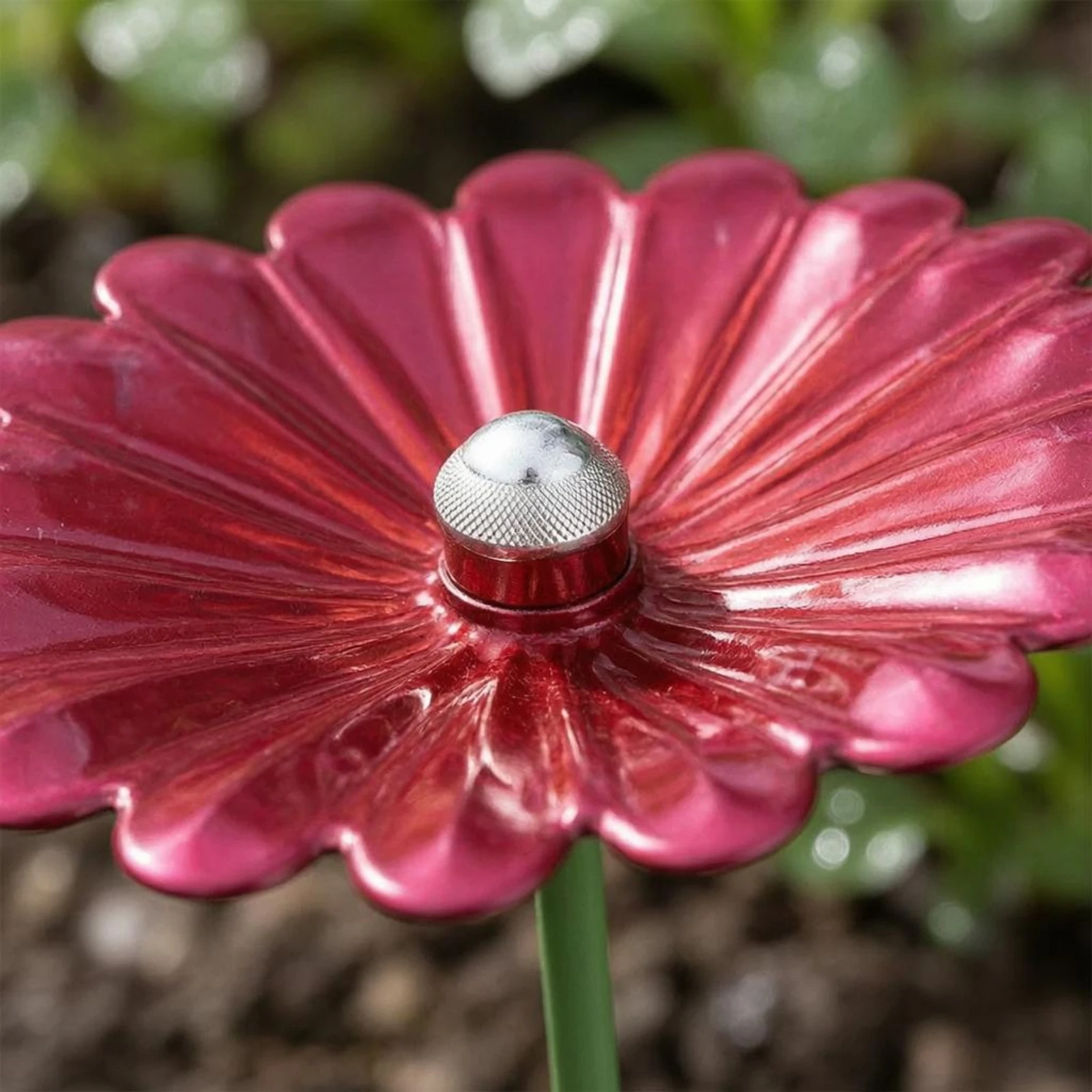 Metal Bird Bath Stake Decorative Bird Bath Stake Pollinator Water Station Multi-Function Bee Water Feeder Outdoor Art